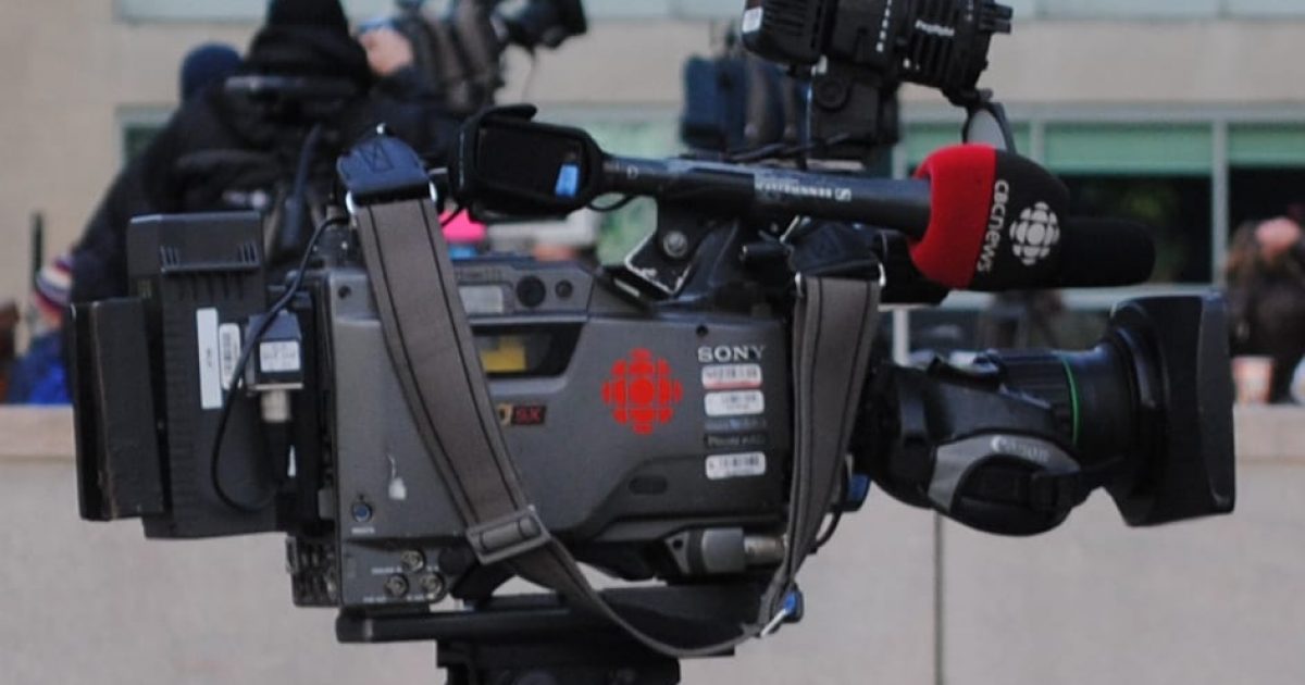 Camera_TV_-_Radio-Canada_-_CBC_News