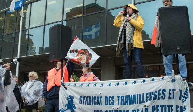 Des milliers de travailleuses en grève partout au Québec | Photo : C. Allard