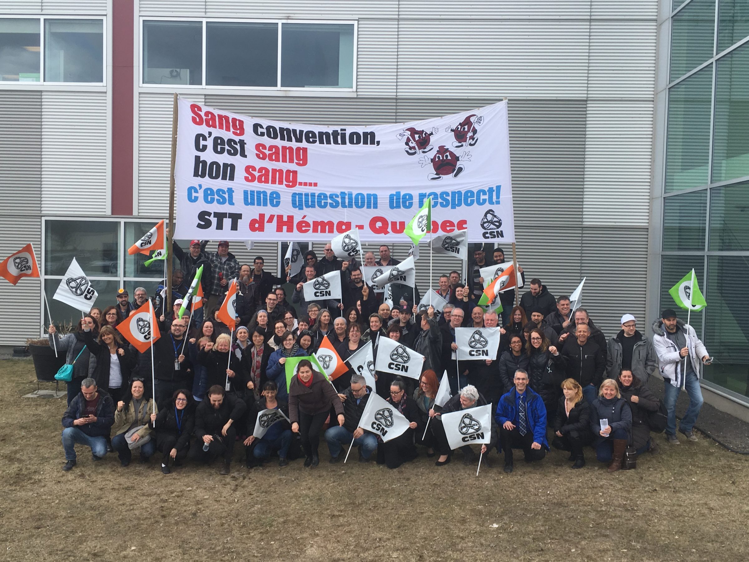 Greve Générale 12 Juillet 2022 Les employé-es d’Héma-Québec se dotent d’un mandat de grève