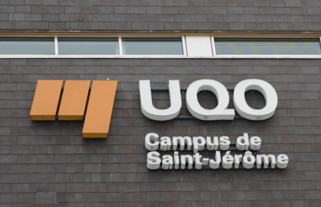 Les chargé-es de cours de l’Université du Québec en Outaouais ratifient l’accord de principe