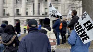 Les grévistes d’Urgences-santé enterrent leur convention collective