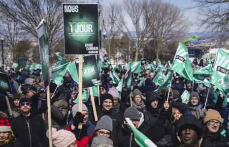 Indigné, le Front commun intensifie les moyens de pression