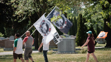 Les syndicats du Cimetière Notre-Dame-des-Neiges envisageaient de régler le conflit