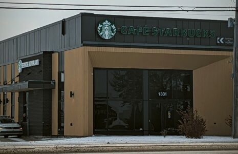 Un Starbucks adhère à la CSN à Chicoutimi, une première au Québec