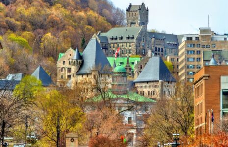 1600 auxiliaires d'enseignement de McGill pourraient être en grève pour la fin de session