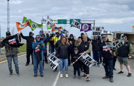 Dix jours de grèves sur deux traverses du Saint-Laurent