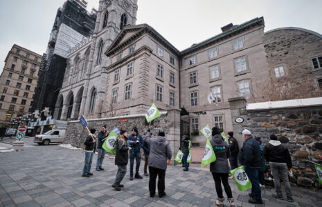 Licenciements anti-syndicaux : la CSN dénonce les prêtres de Saint-Sulpice