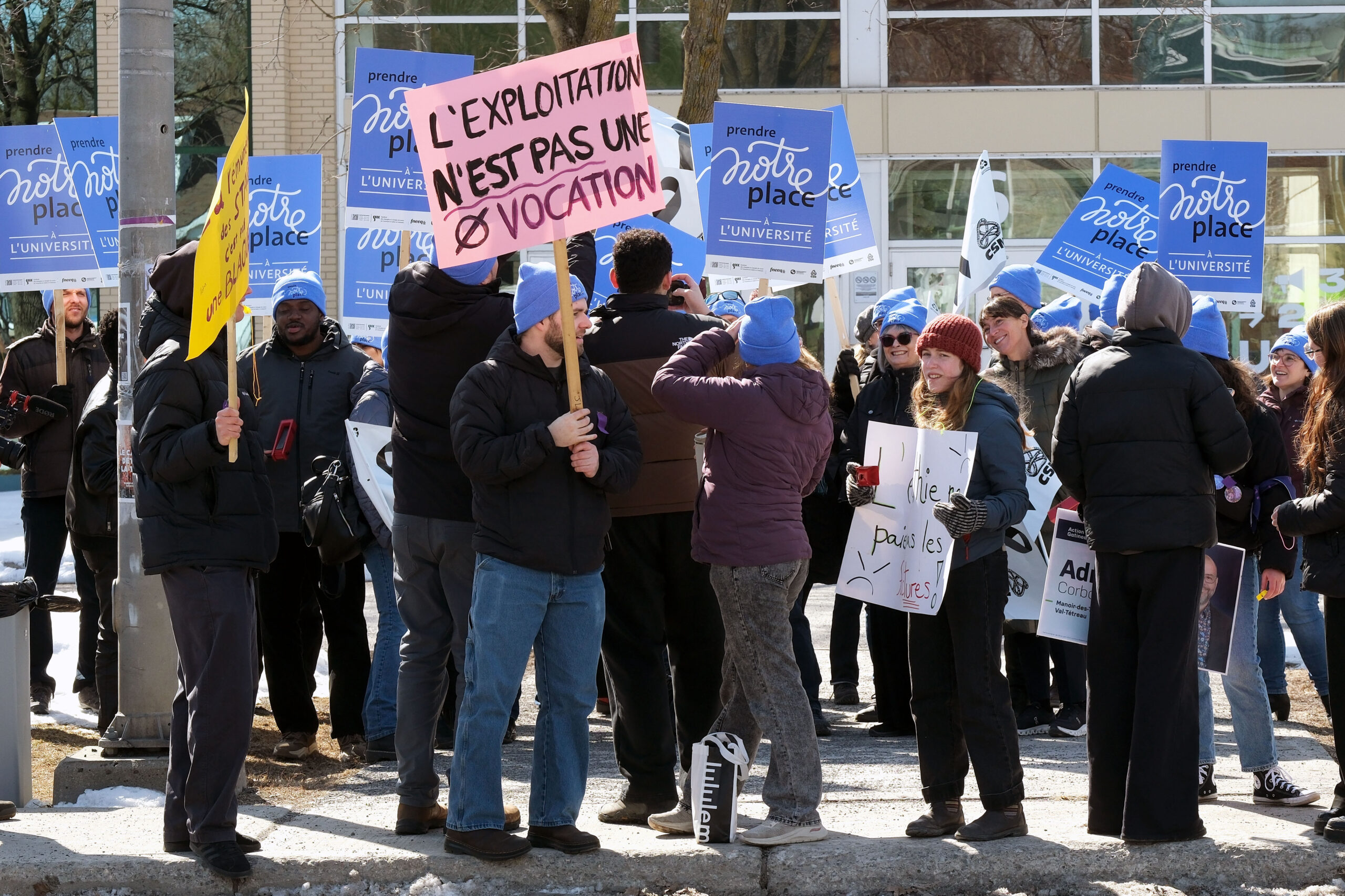 Mobilisation à l’UQO :  Un appui national pour les chargées et chargés de cours et les stagiaires
