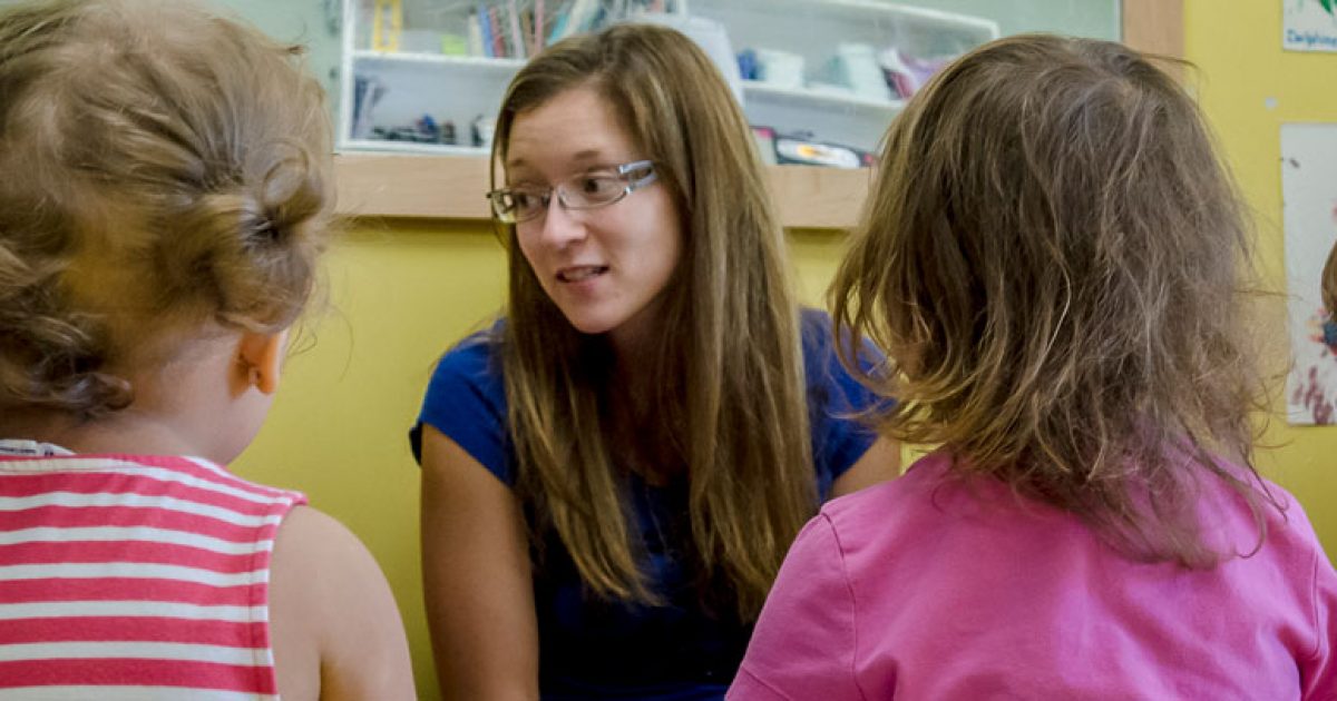 Garderie Privee Ou Cpe Milieu Familial Regi Ou Milieu Familial Prive Que Vaut La Maternelle Quatre Ans Confederation Des Syndicats Nationaux Csn