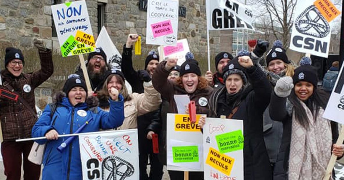 Des grèves à l'extérieur du Collège Maisonneuve