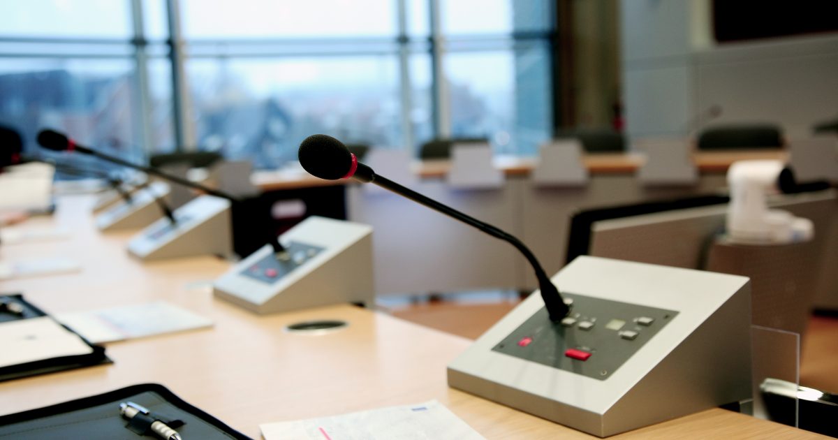 Microphones for speech in the conference room