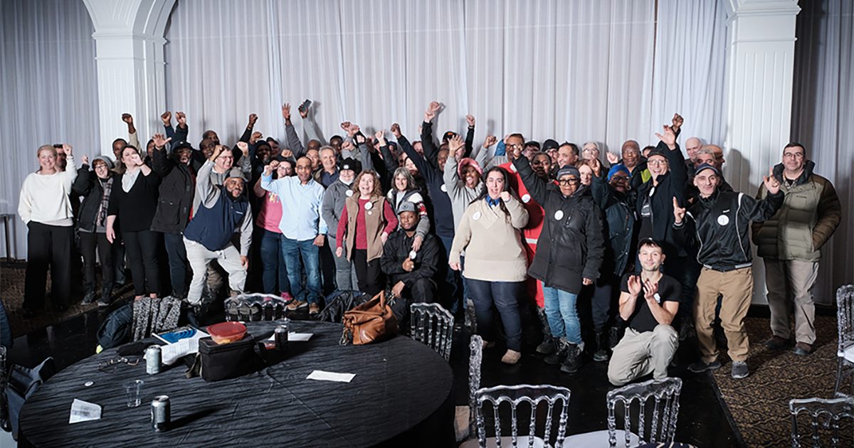 Les membres du STTAI en assemblée générale, ce 11 mars 2024. - Photo : Dominic Morissette