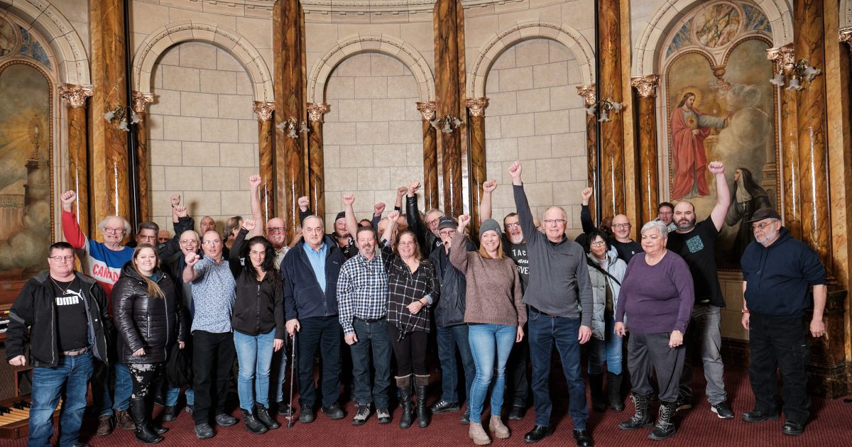 Les membres du syndicat en assemblée générale ce 3 mars 2023. - Photo : Dominic Morissette