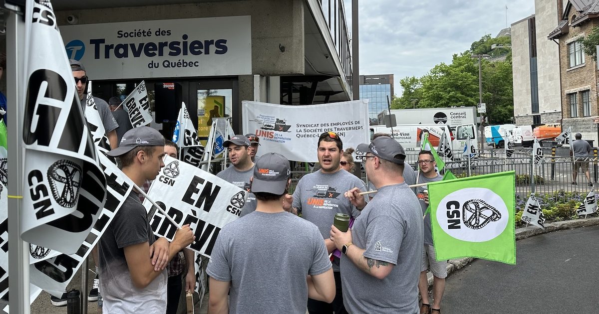 greve-traversier-quebec-levis