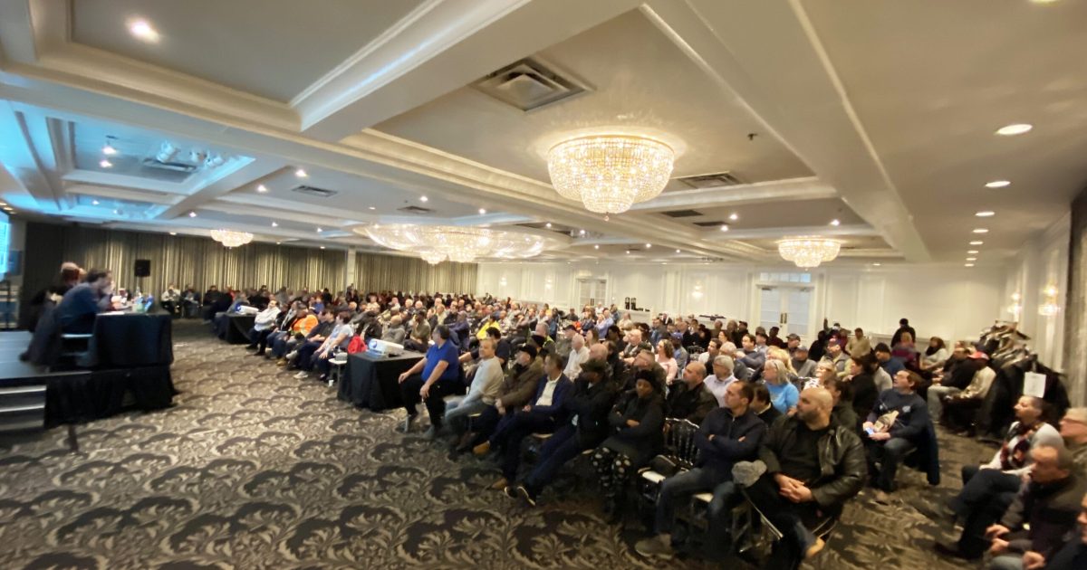 Les membres du STTT-CSN en assemblée générale ce 7 mars au matin.