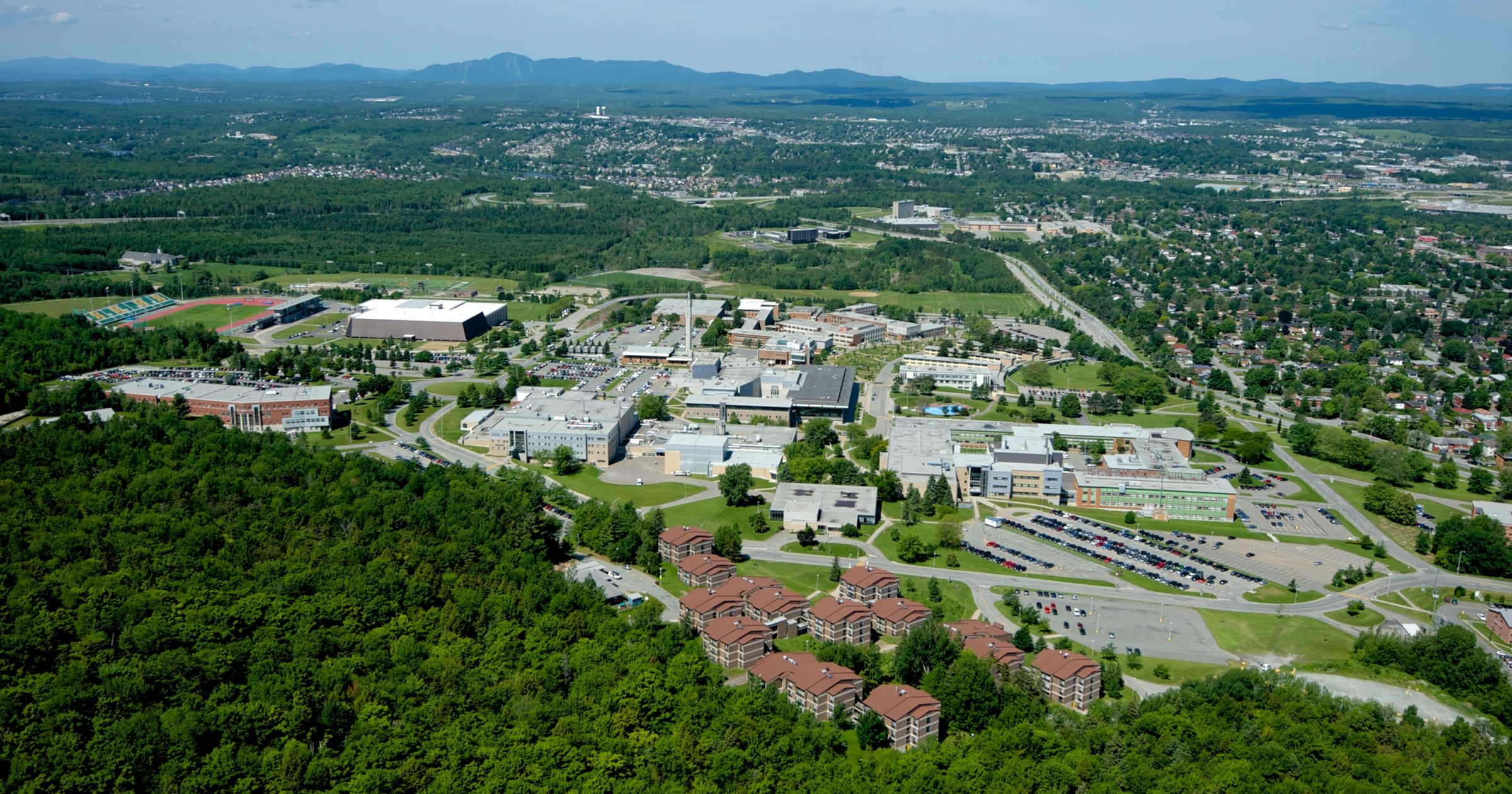 Le campus principal de l'Université de Sherbrooke.